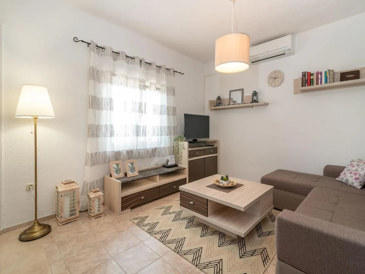 Scenic Sea View,Three Bedroom Villa With Pool Trogir