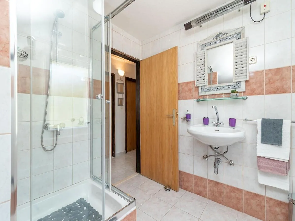 Scenic Sea View,Three Bedroom Villa With Pool Trogir 0*,
