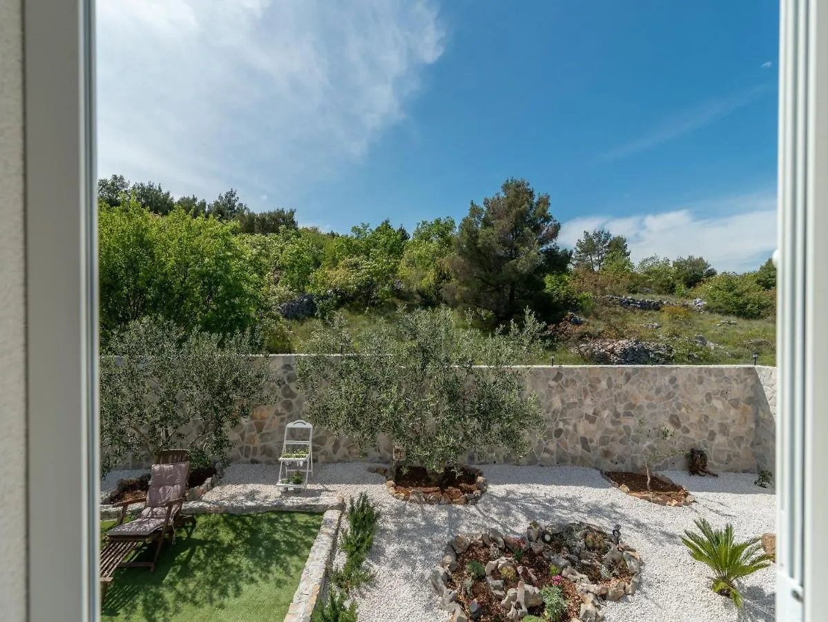 Scenic Sea View,Three Bedroom Villa With Pool Trogir