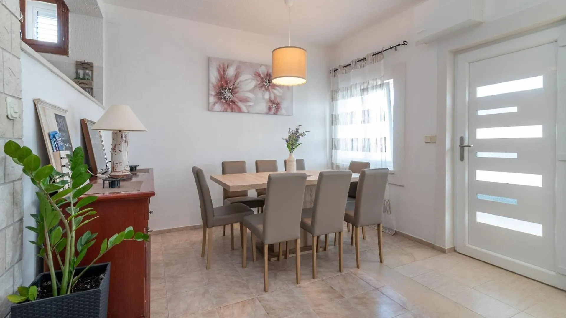 Scenic Sea View,Three Bedroom Villa With Pool Trogir